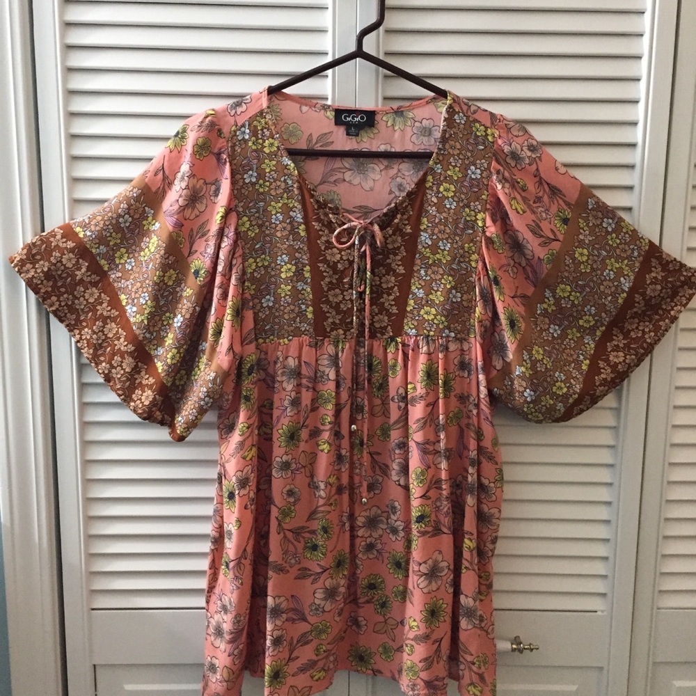 Floral mix print babydoll peasant top boho style.